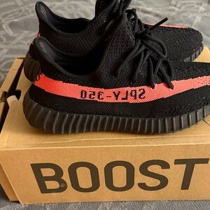 Yeezy Boost 350 V2 Men Black Sneakers with Bright Coral Stripe